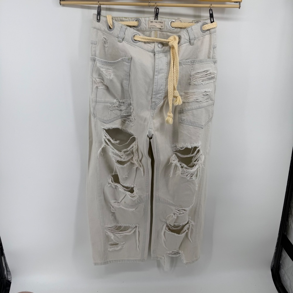 We The Free Moxie Low Slung Distressed Wide Leg Jeans Light Wash Size 29 Rope